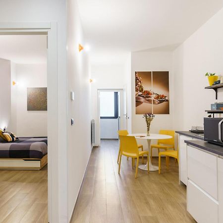 Just Here Apartments - Nina Bari Bagian luar foto